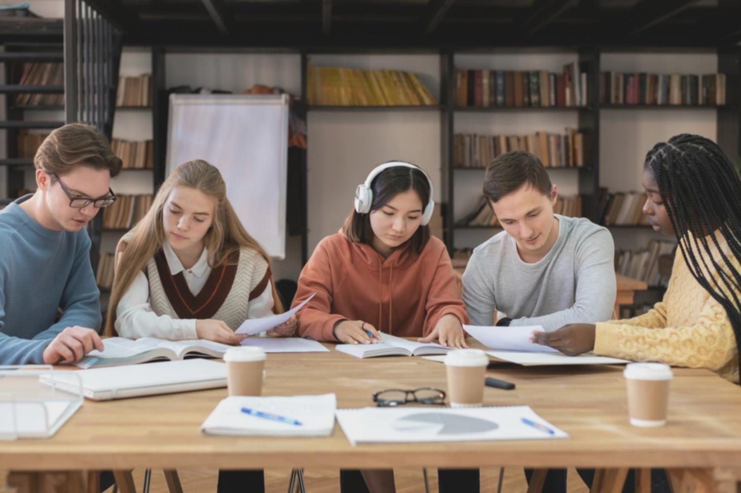Teamarbeit und Zusammenarbeit im Finanzbereich